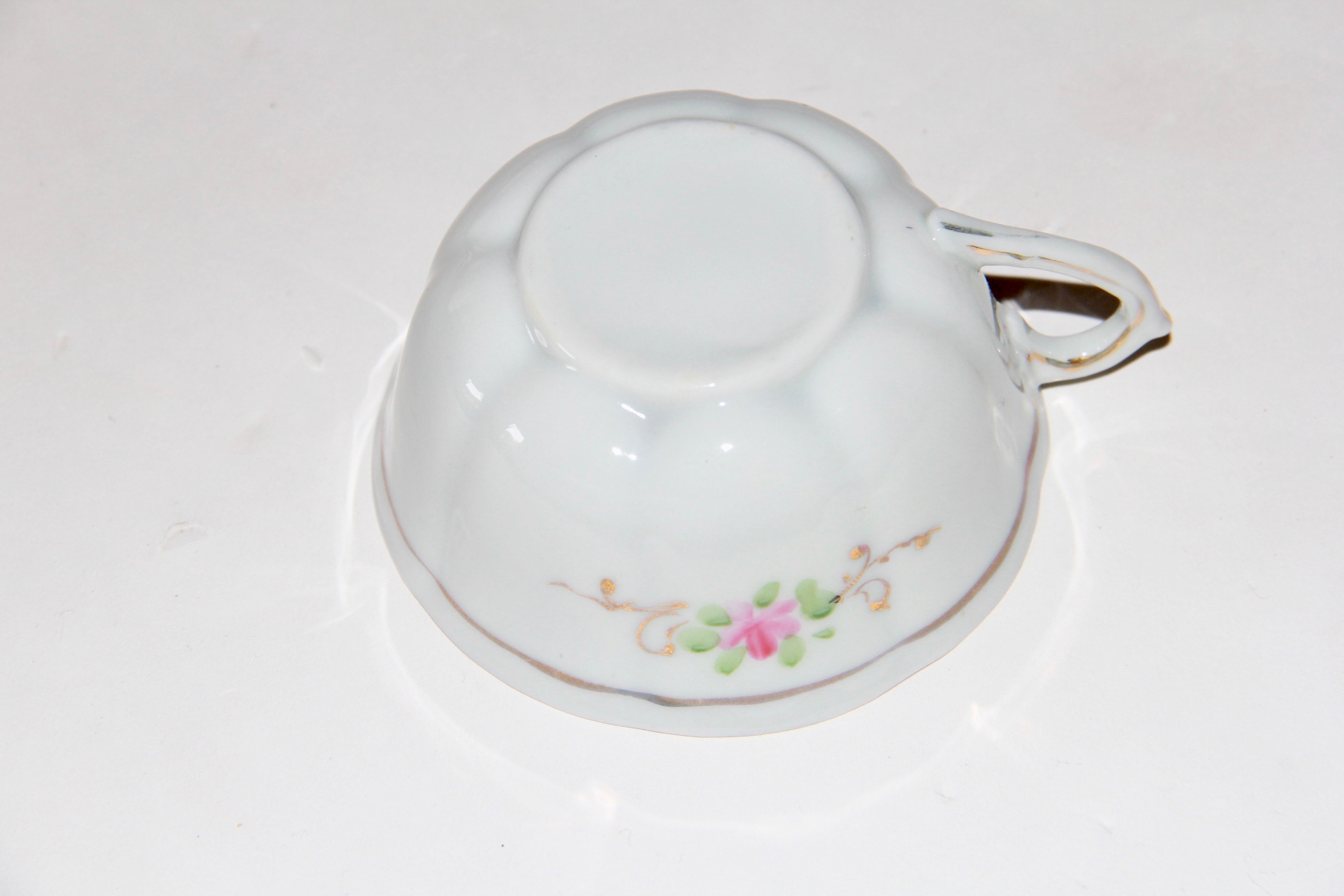 Porcelain Teacups and Saucers Including Paragon