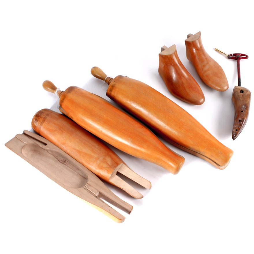 Shoemaker's Wooden Foot Assortment