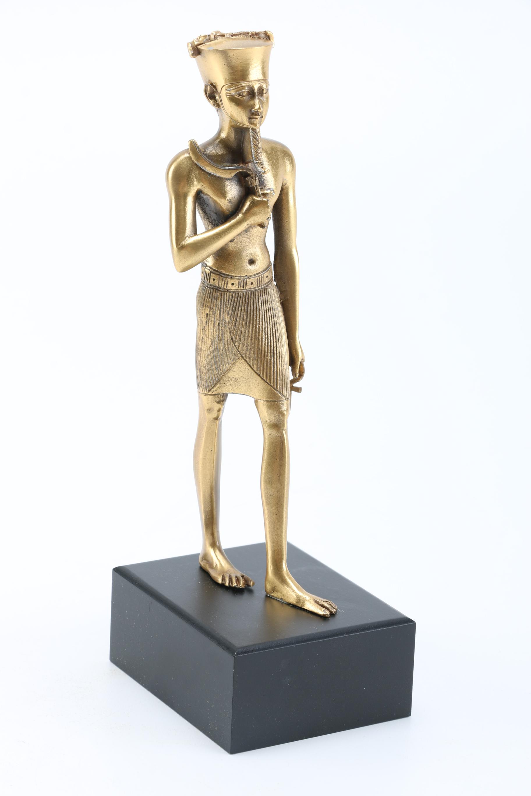 Assorted Replicas and Figurines