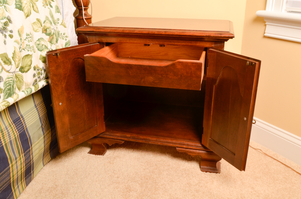 Georgian Style Nightstand by Pennsylvania House