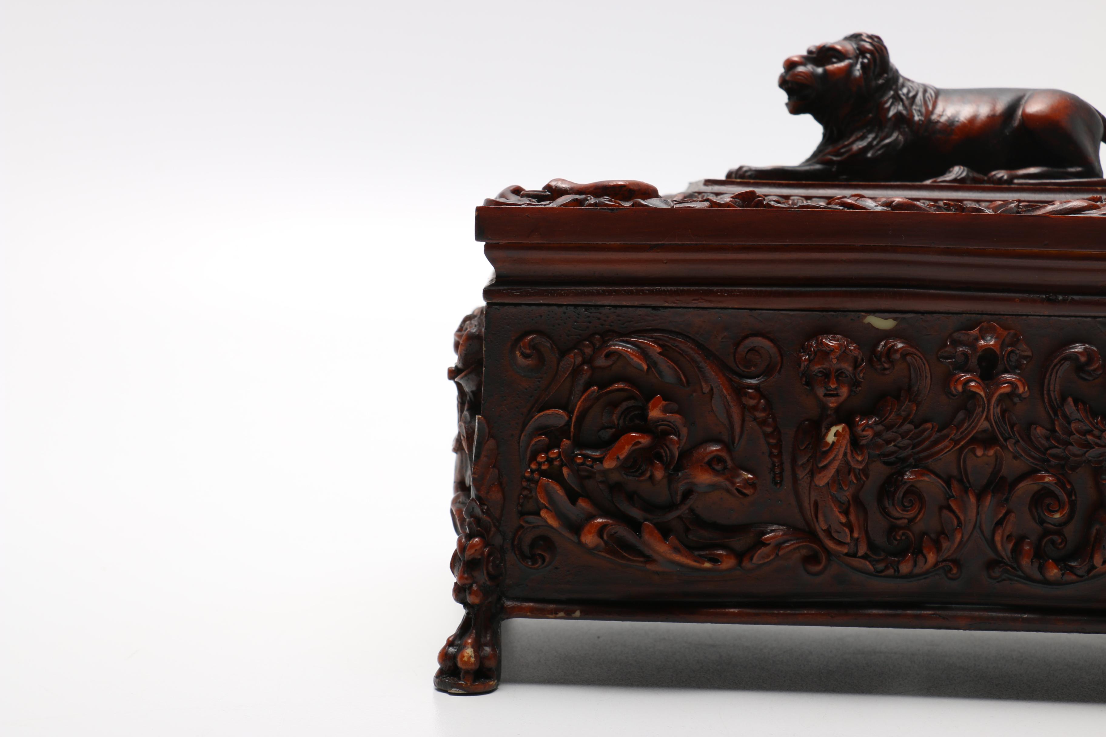 European Style Box With Lion Lid by Toscano