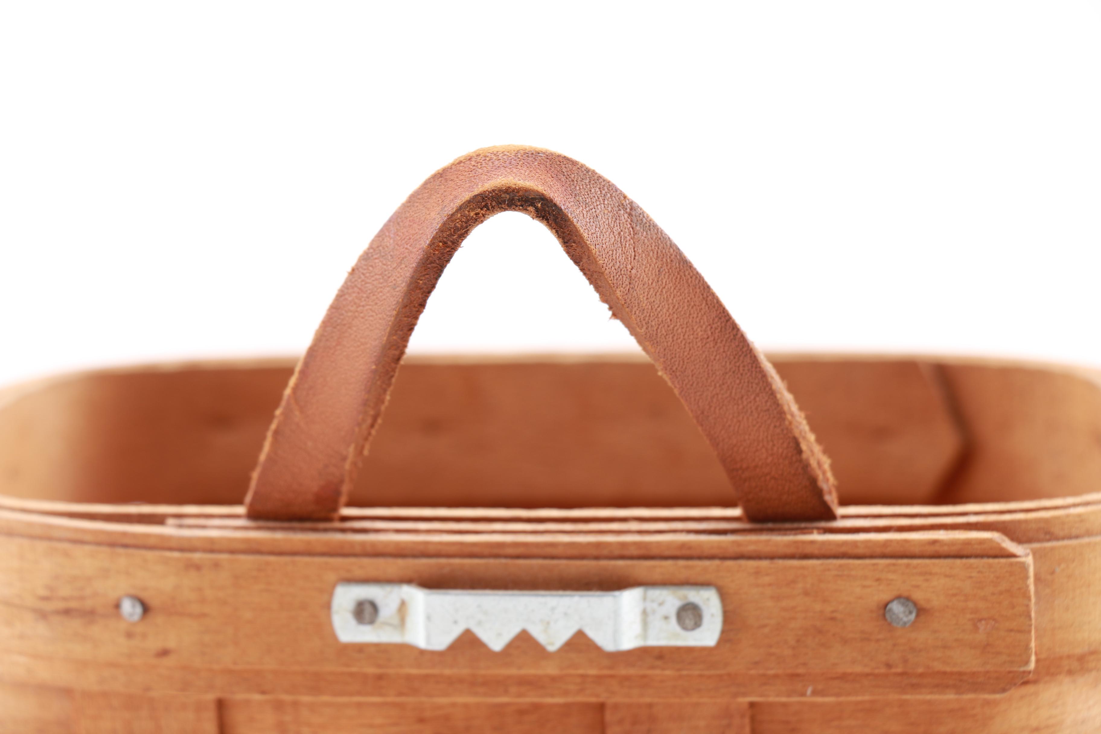 1992 Longaberger Key Hanging Handwoven Basket