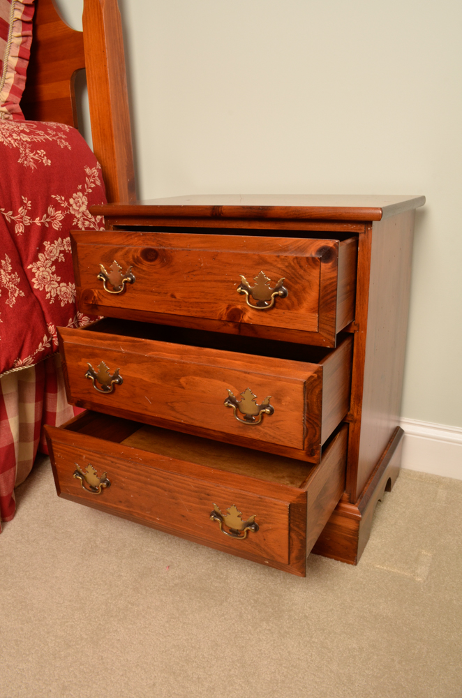 Georgian Style Pine Bedside Chest