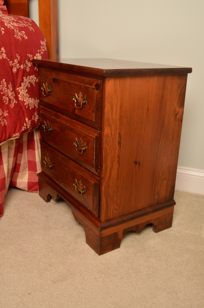 Georgian Style Pine Bedside Chest