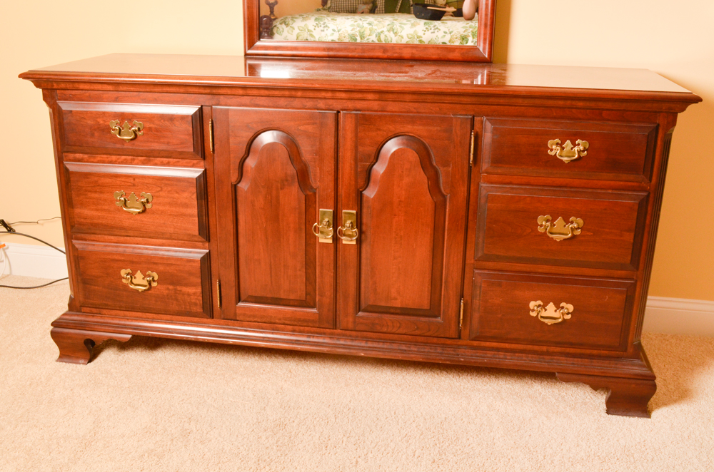 Georgian Style Dresser and Mirror by Pennsylvania House