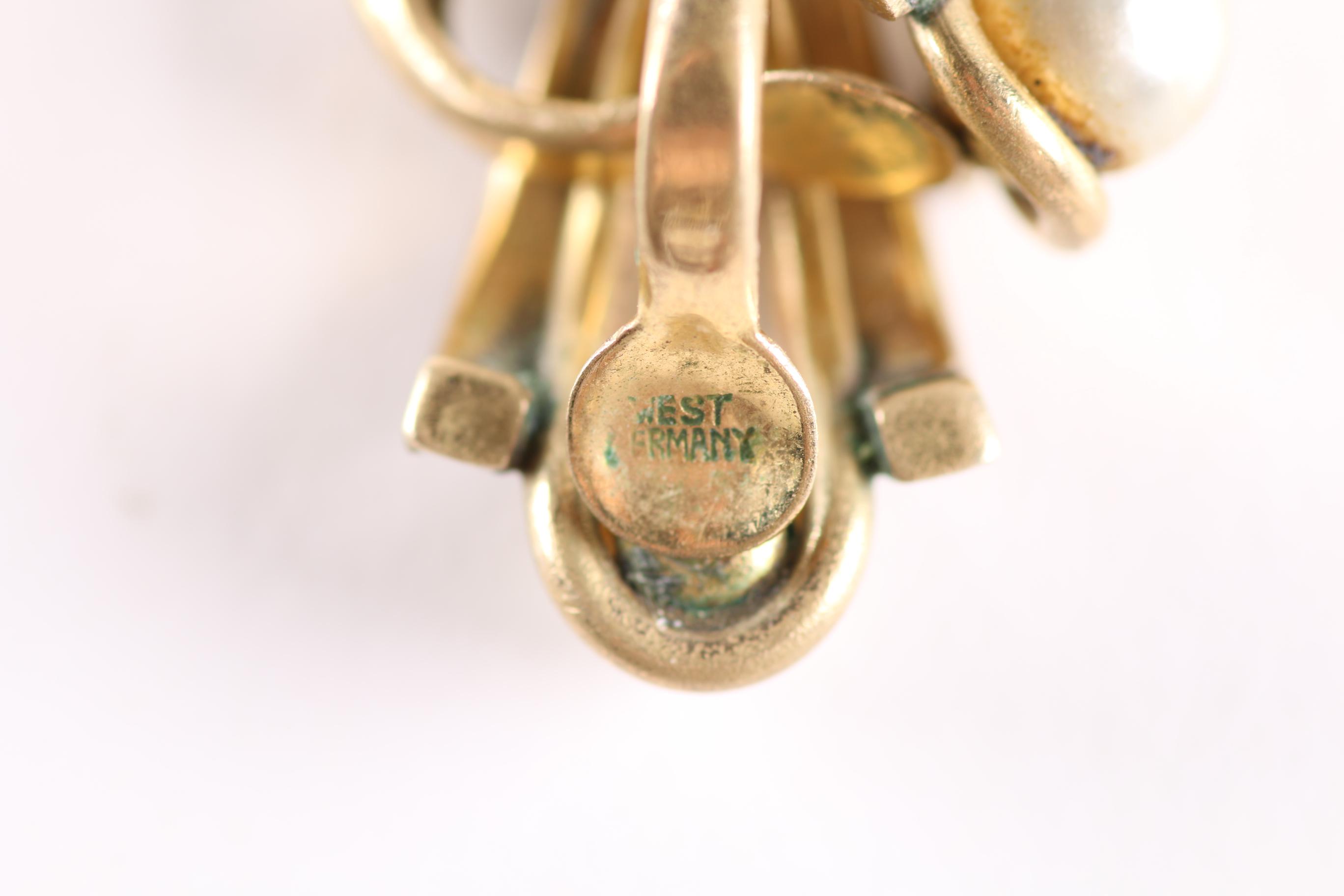 Vintage Costume Jewelry Including Castlecliff and Miriam Haskell