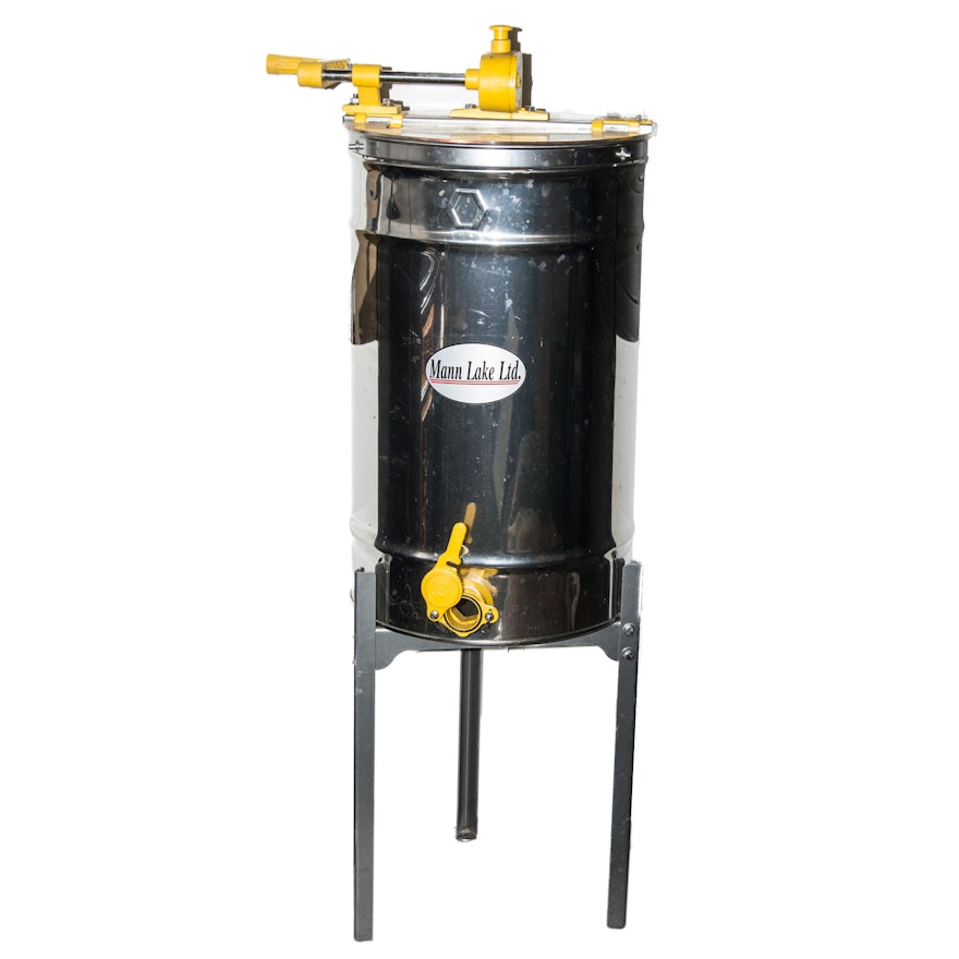 Mann Lake Ltd. Honey Extractor