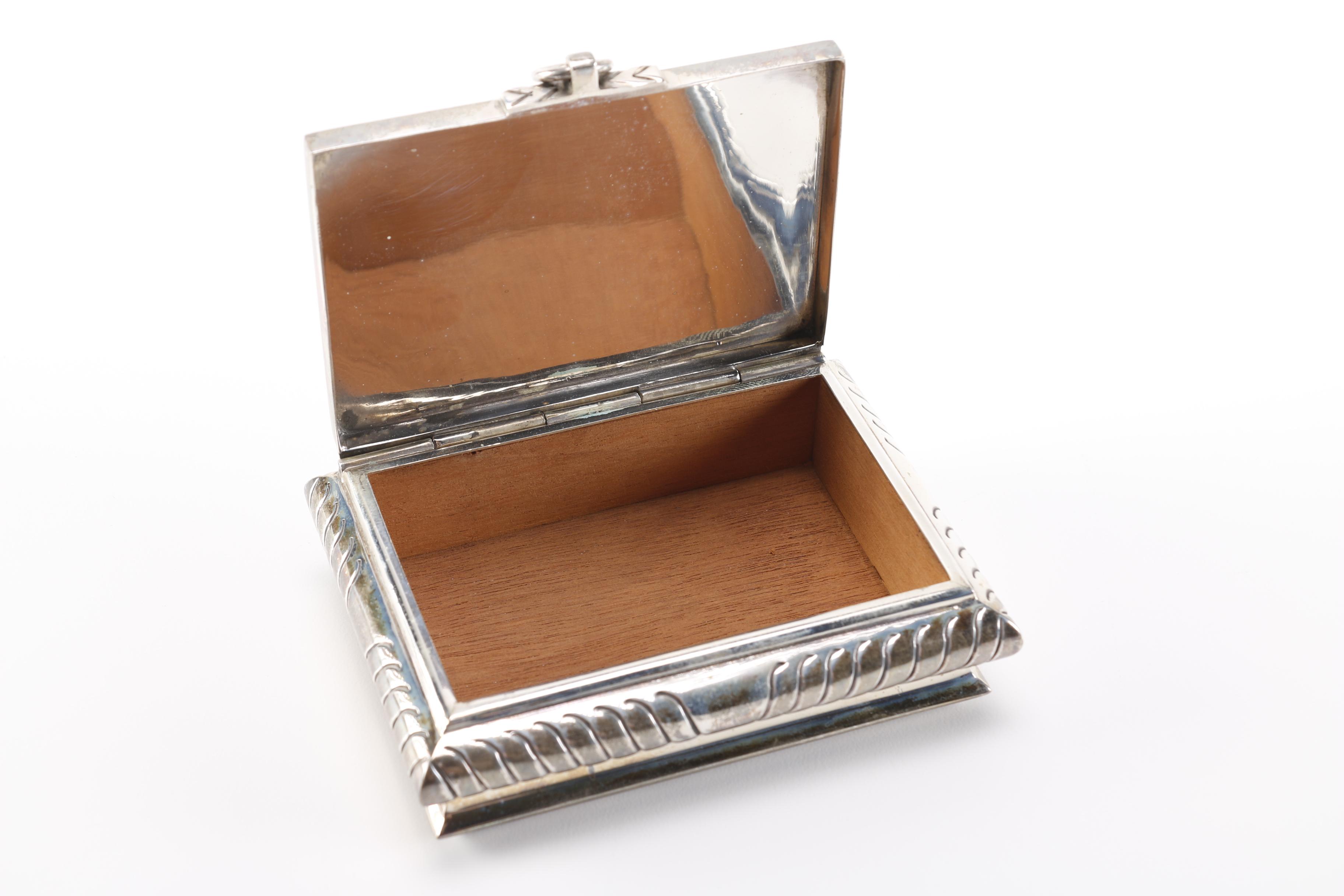 Villa Sterling Silver Lidded Box