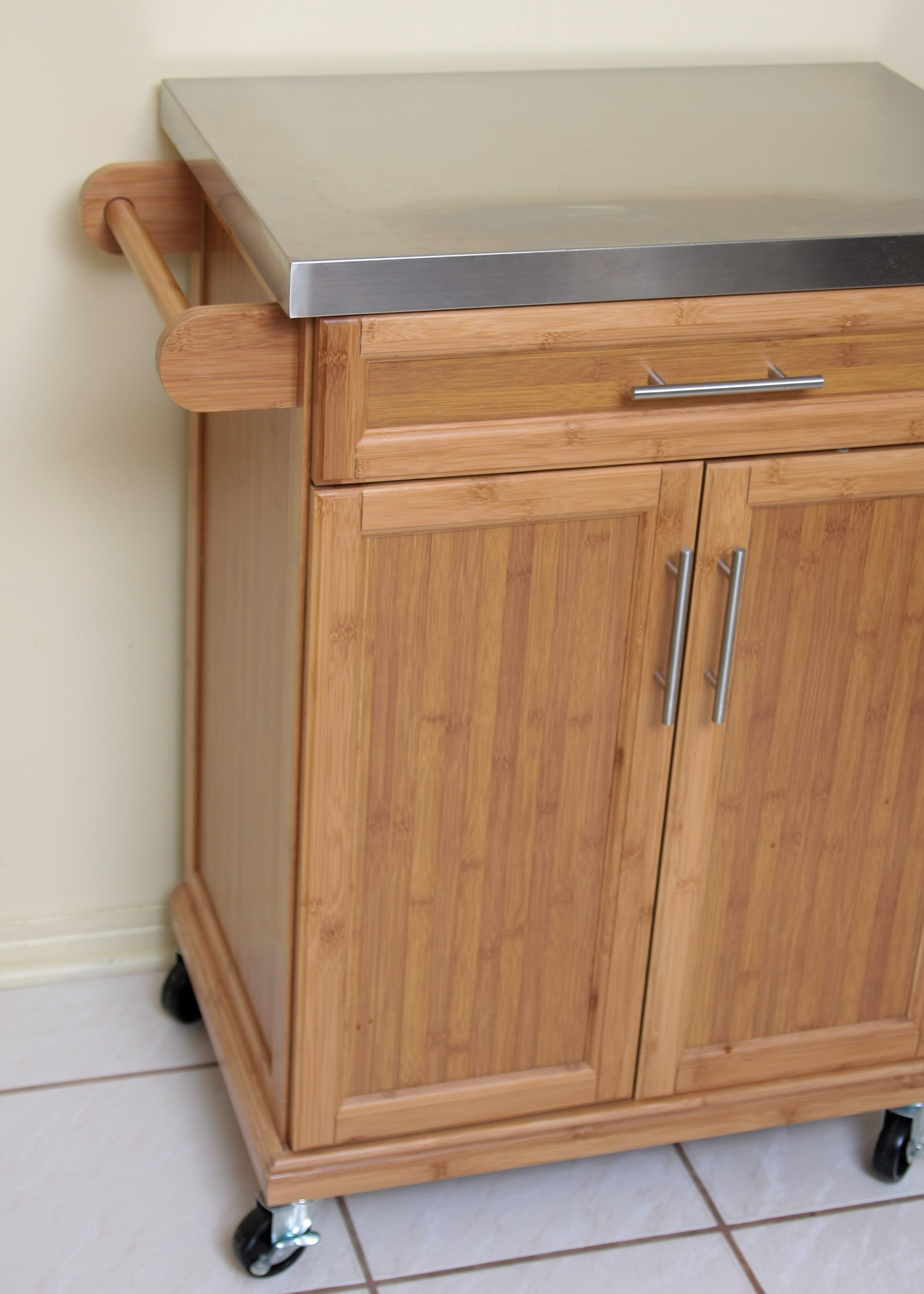 Good Vision Furniture Rolling Kitchen Island