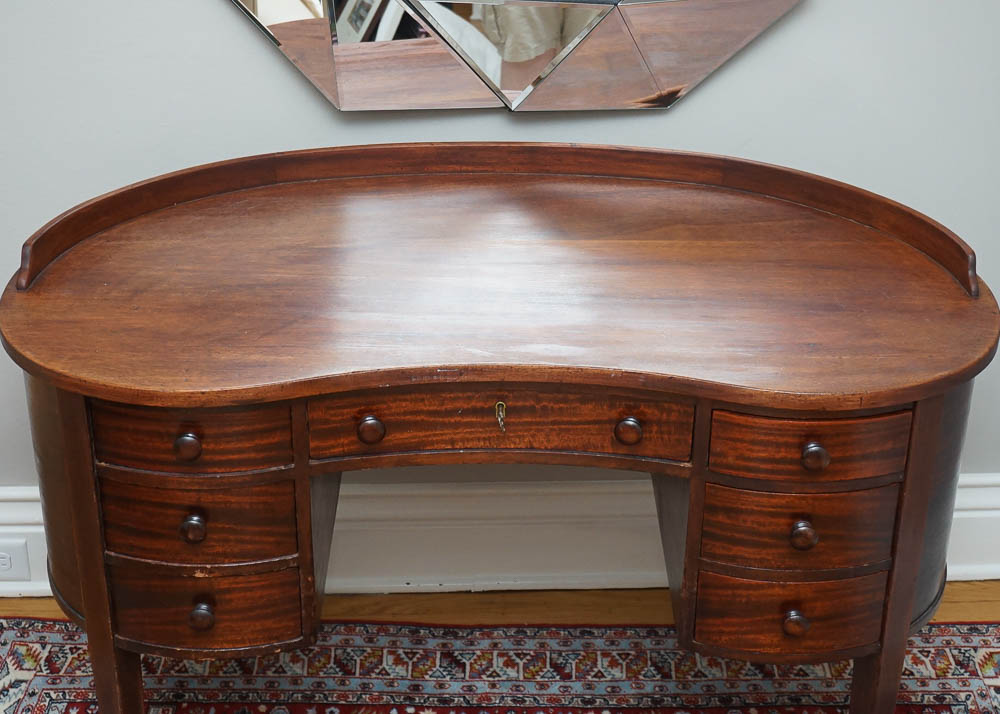 Vintage Kidney-Shaped Vanity Table