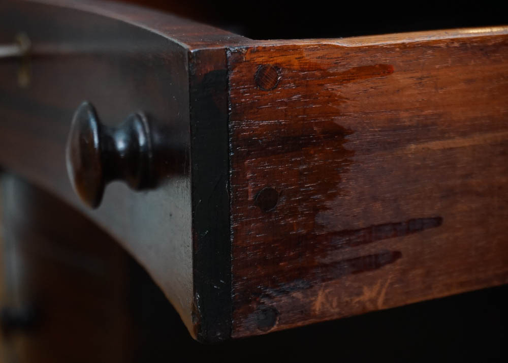 Vintage Kidney-Shaped Vanity Table