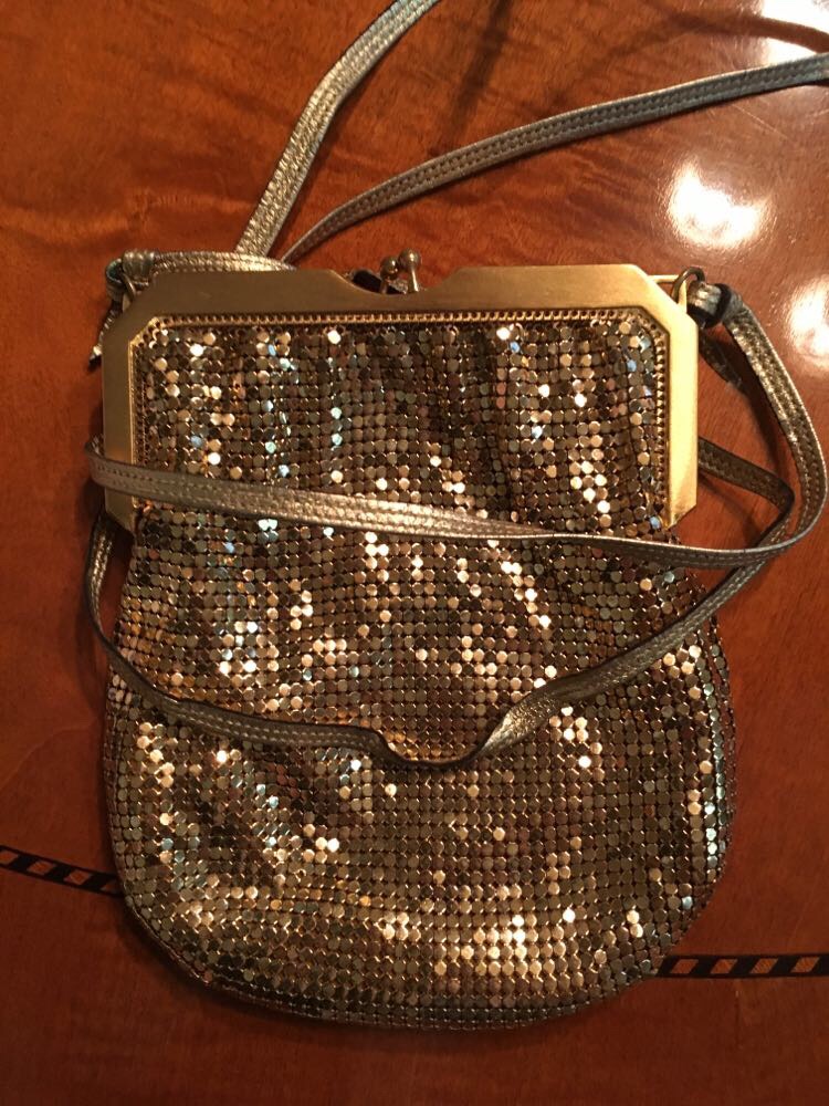 **Relotted to 012** Vintage Whiting & Davis Gold Tone Mesh Evening Bag - Original strap missing