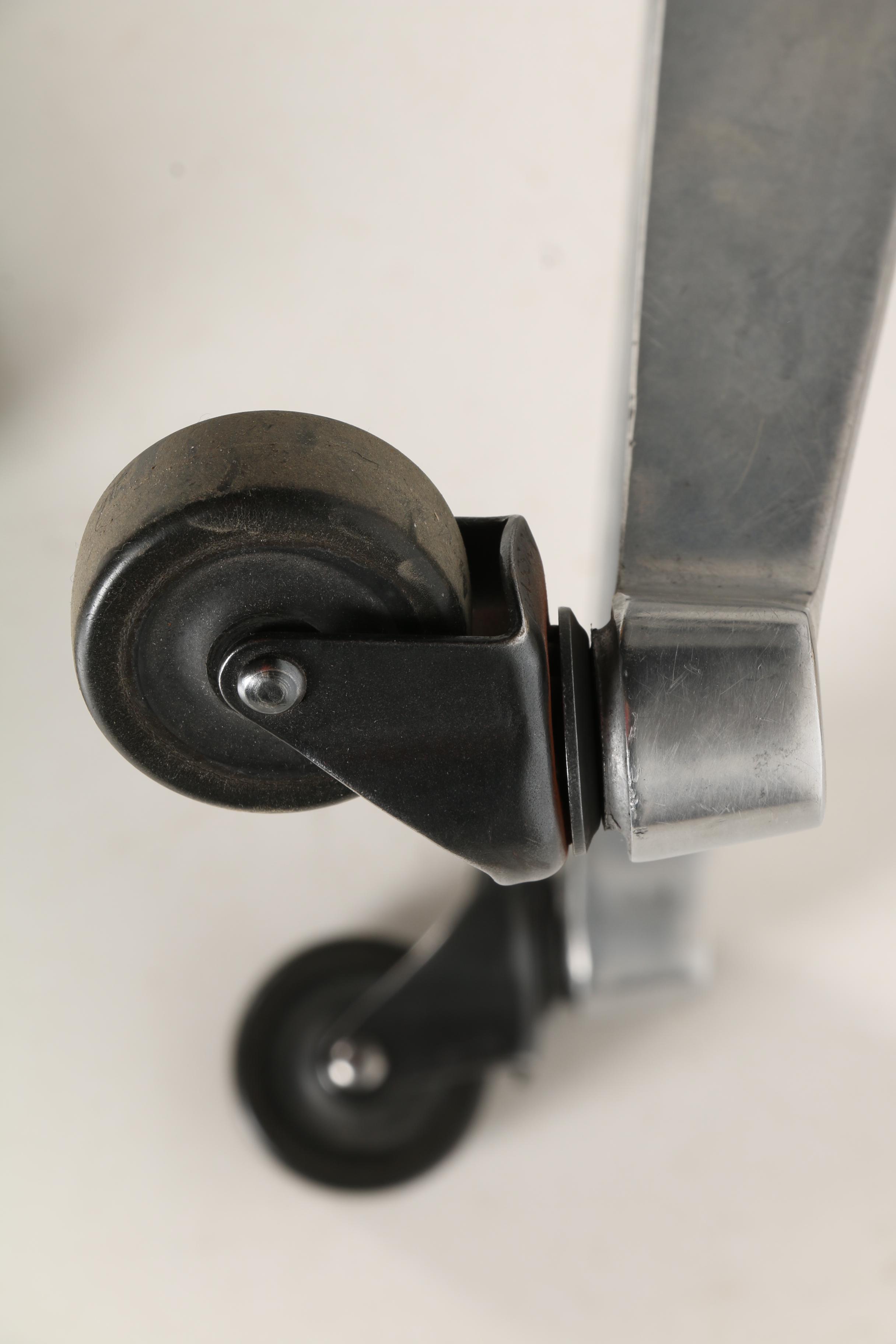 Mid Century Modern "1705" Swivel Chair by Eames for Herman Miller