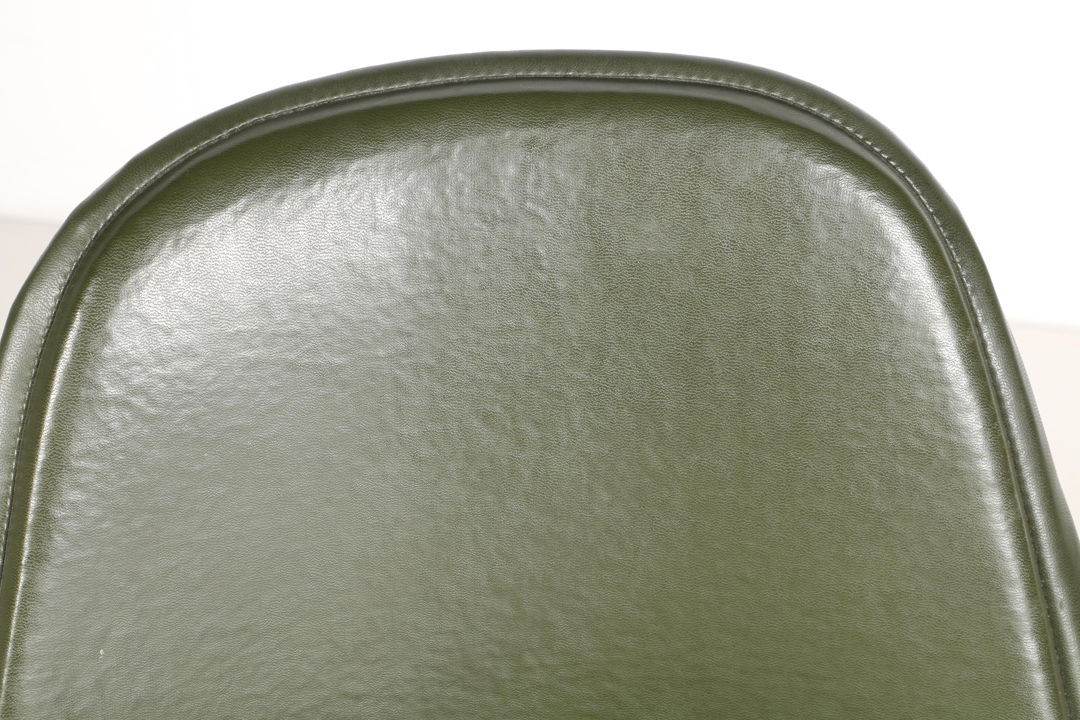 Mid Century Modern "DKR-1" Wire Chair by Eames for Herman Miller With Provenance