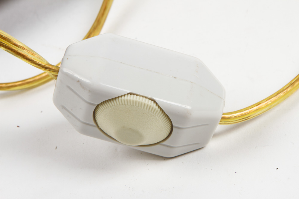 Torchiere Style Table Lamp