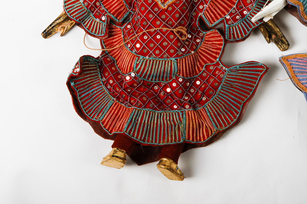 Burmese Yoke Thé Marionettes