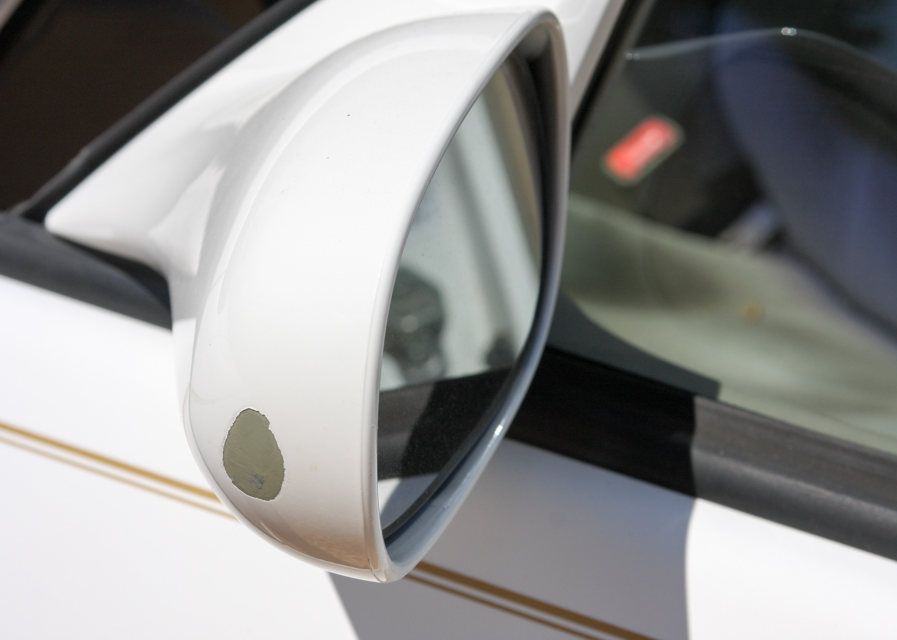 2002 White Toyota Corolla LE Sedan