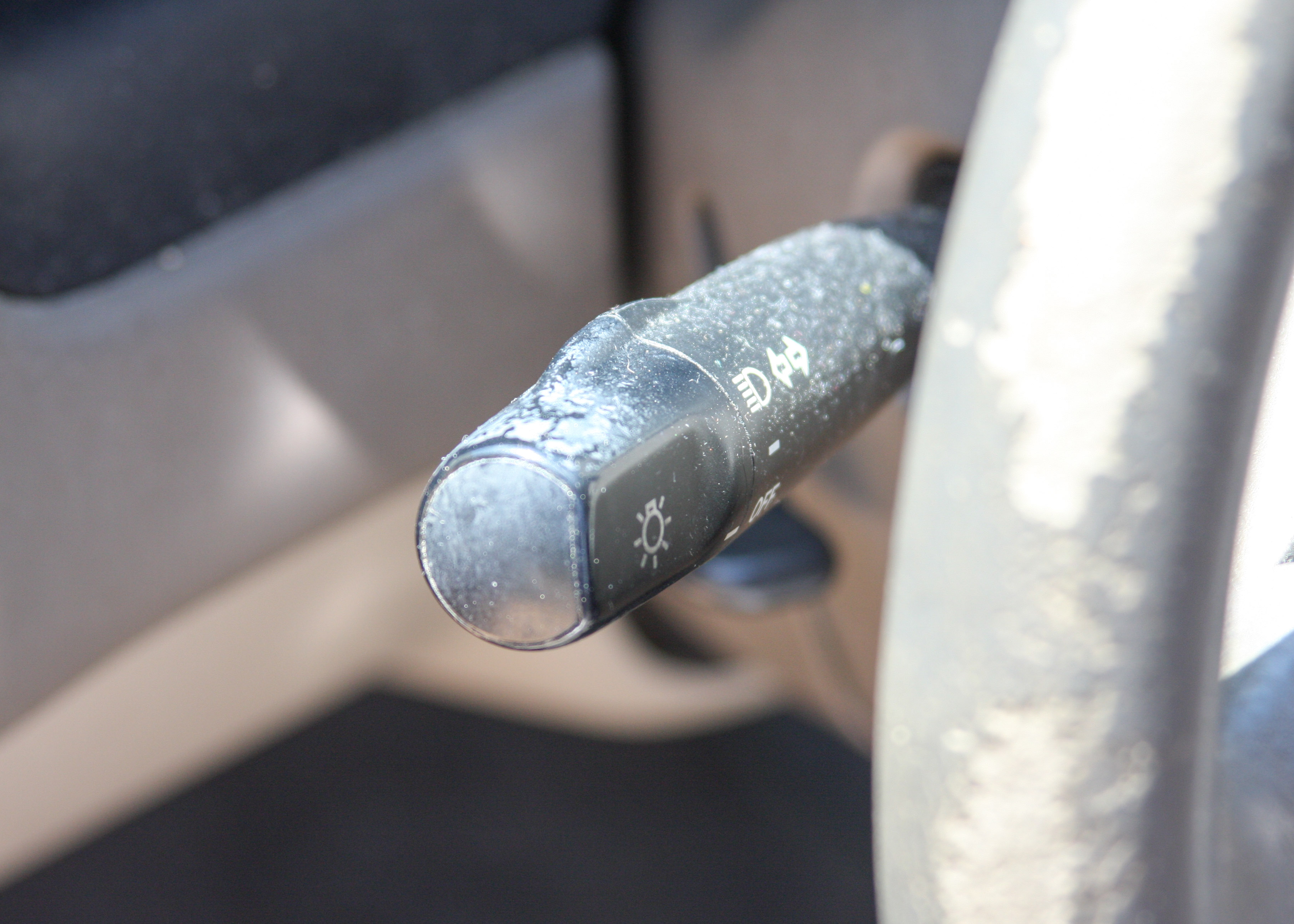 2002 White Toyota Corolla LE Sedan