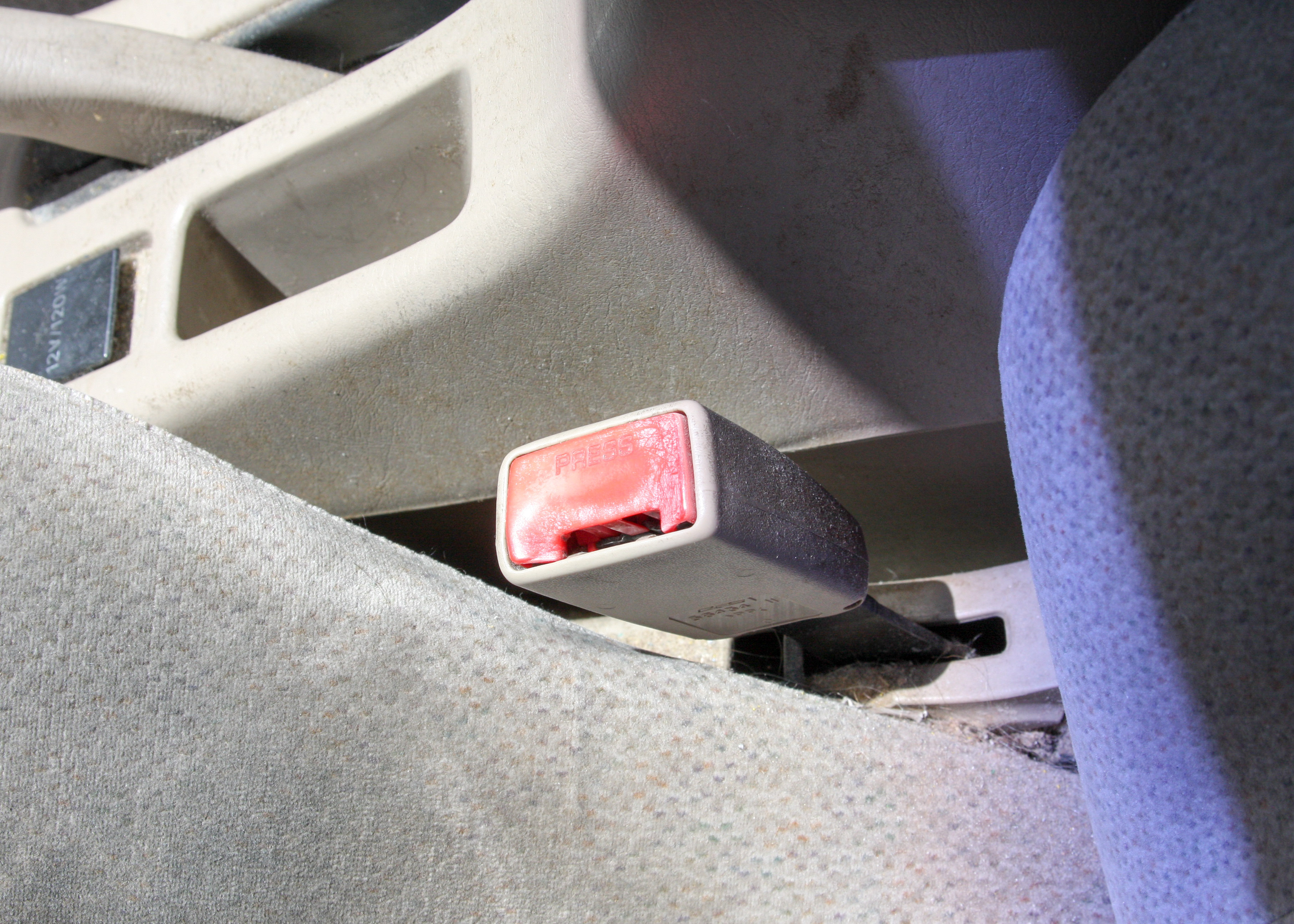 2002 White Toyota Corolla LE Sedan