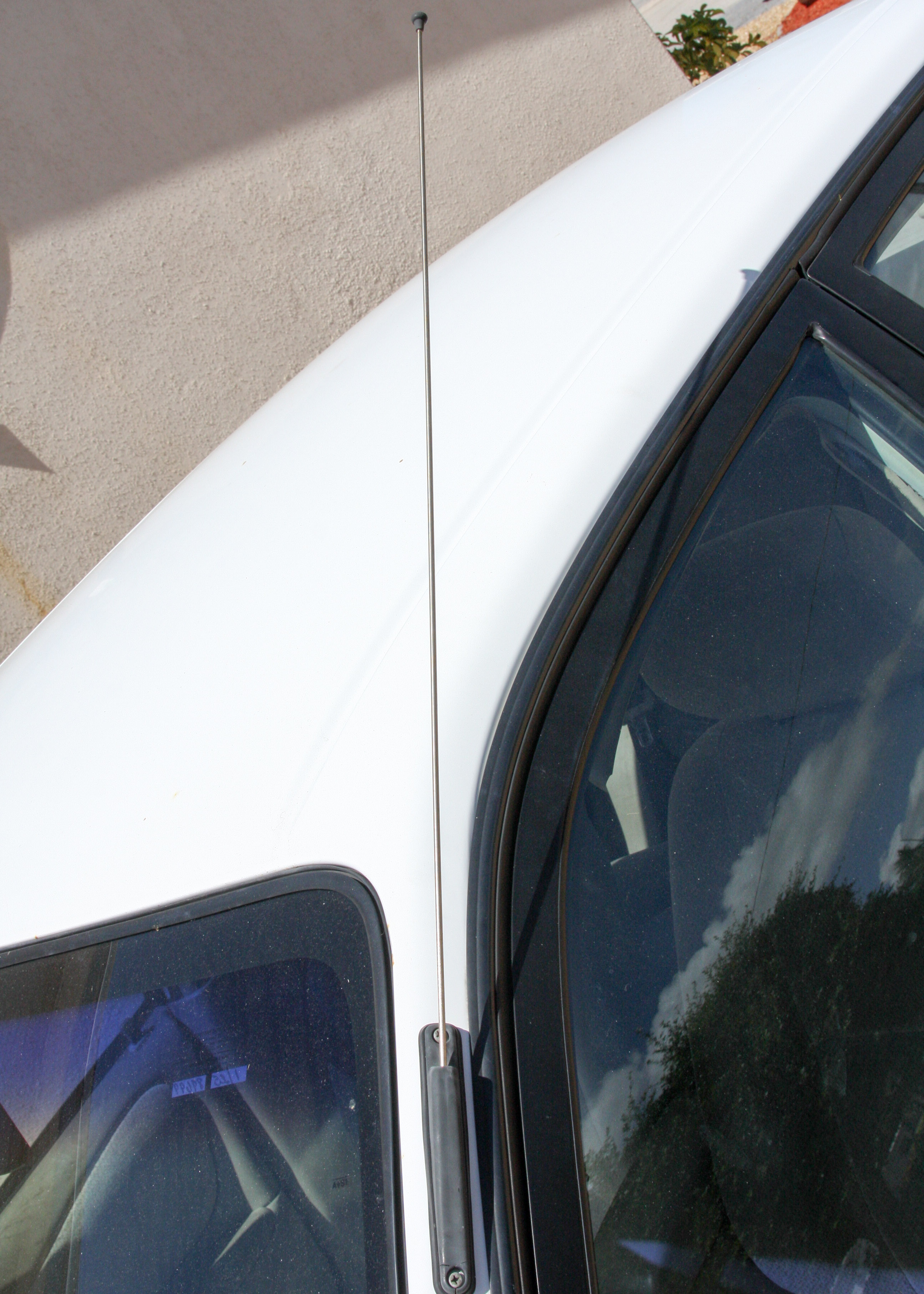 2002 White Toyota Corolla LE Sedan