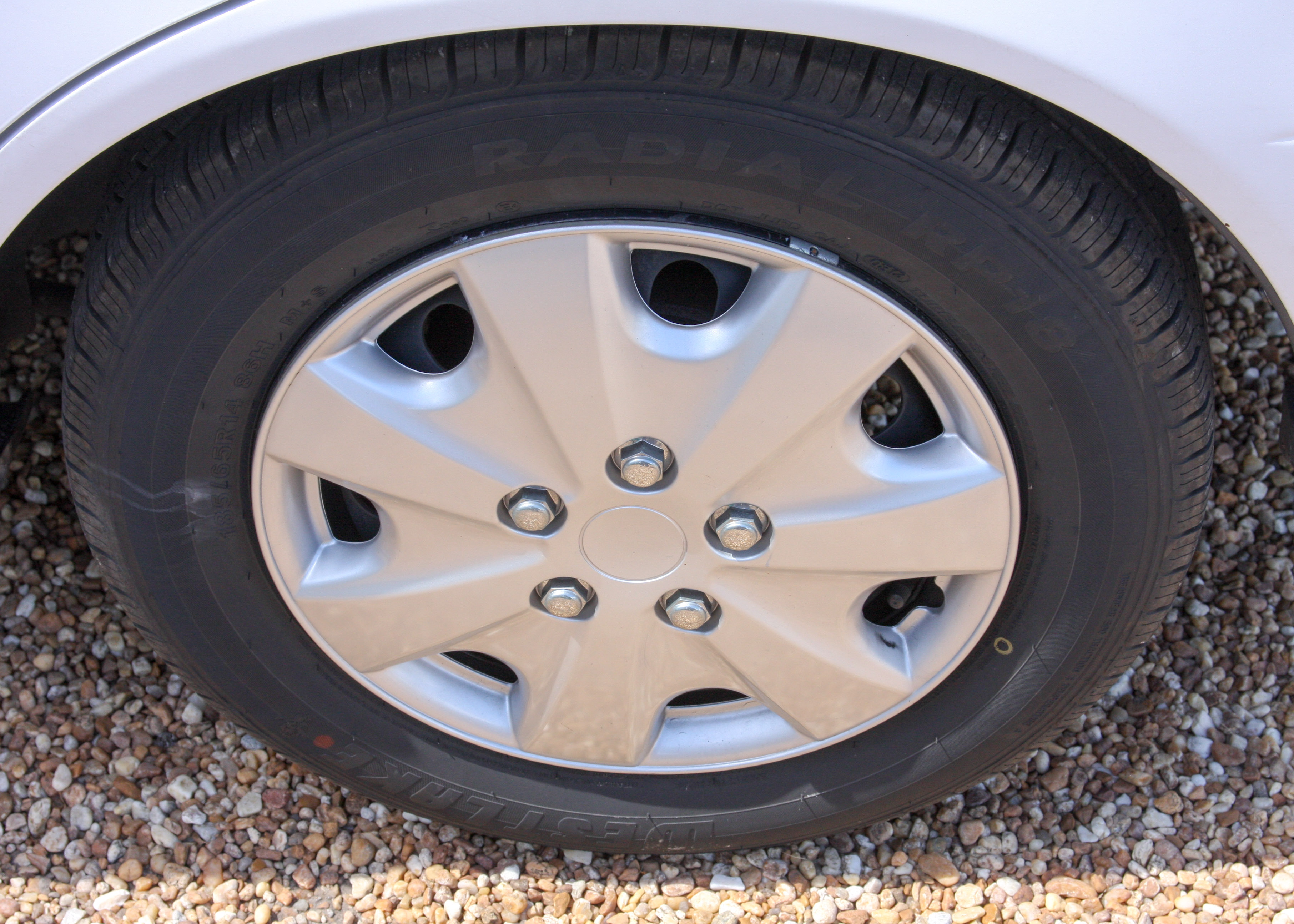 2002 White Toyota Corolla LE Sedan