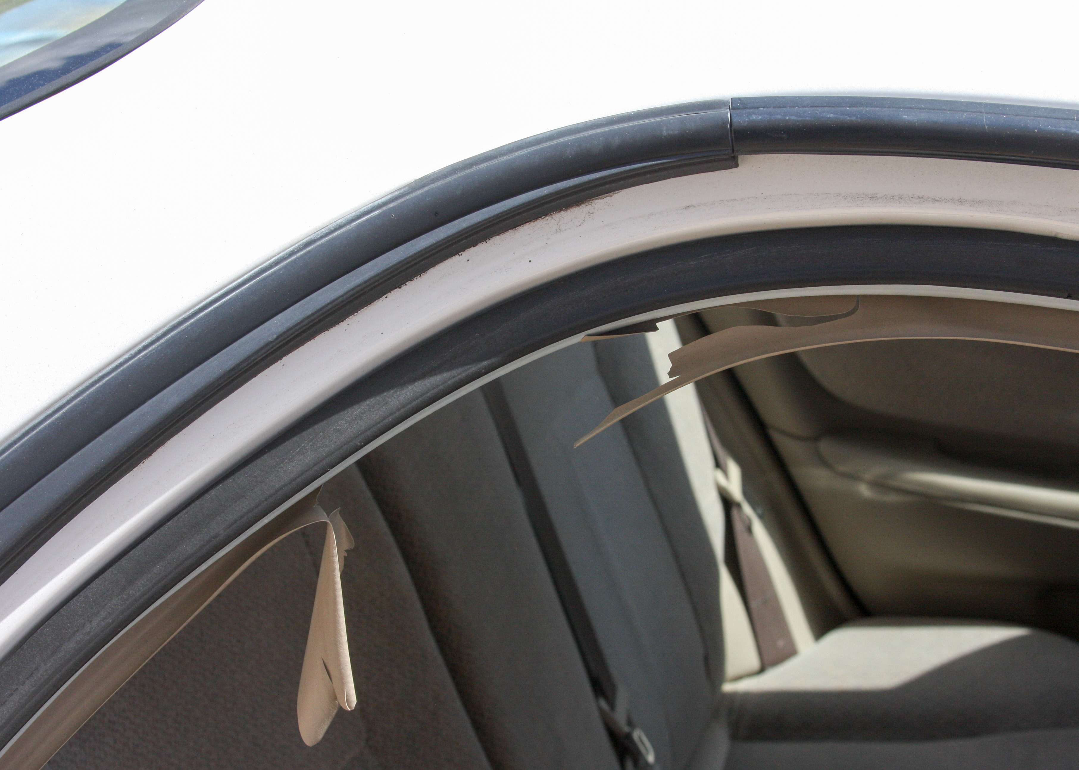 2002 White Toyota Corolla LE Sedan