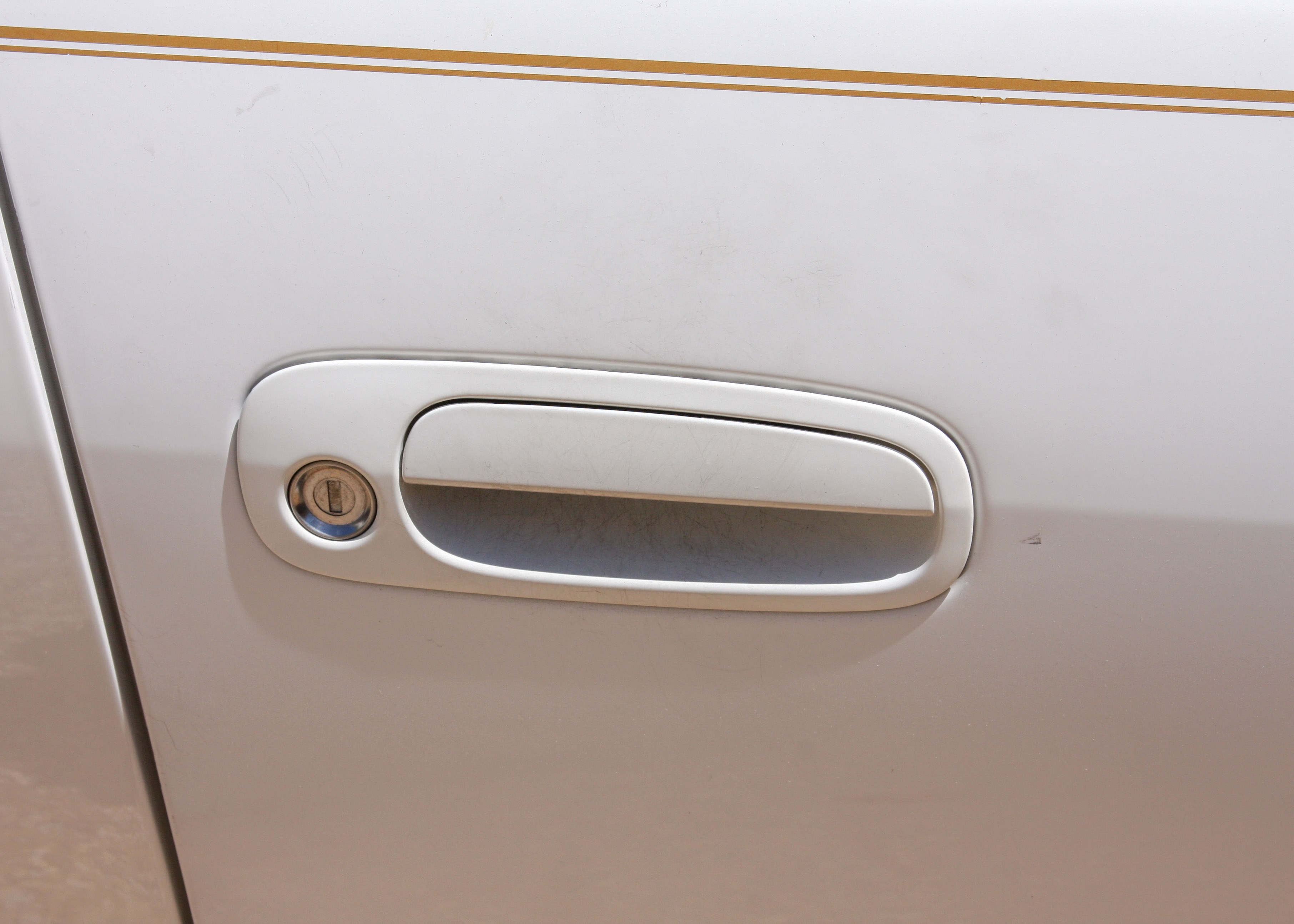 2002 White Toyota Corolla LE Sedan