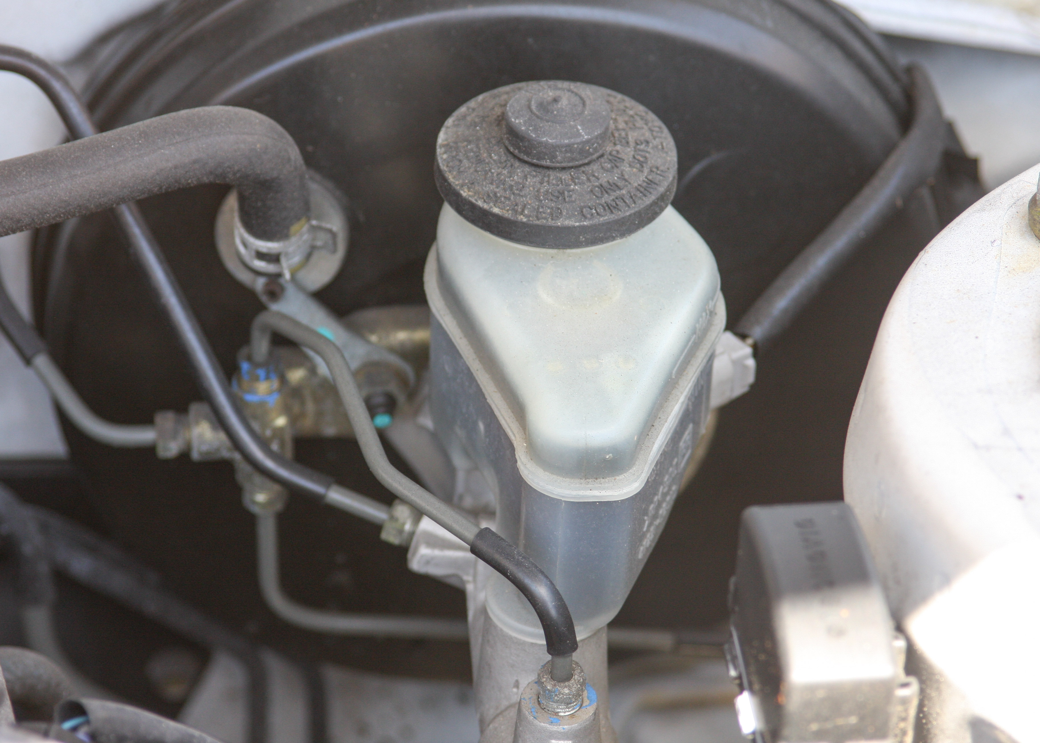 2002 White Toyota Corolla LE Sedan