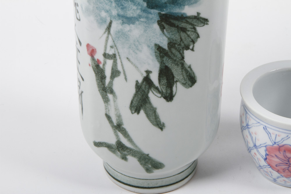 Pair of Porcelain Chinese Vases