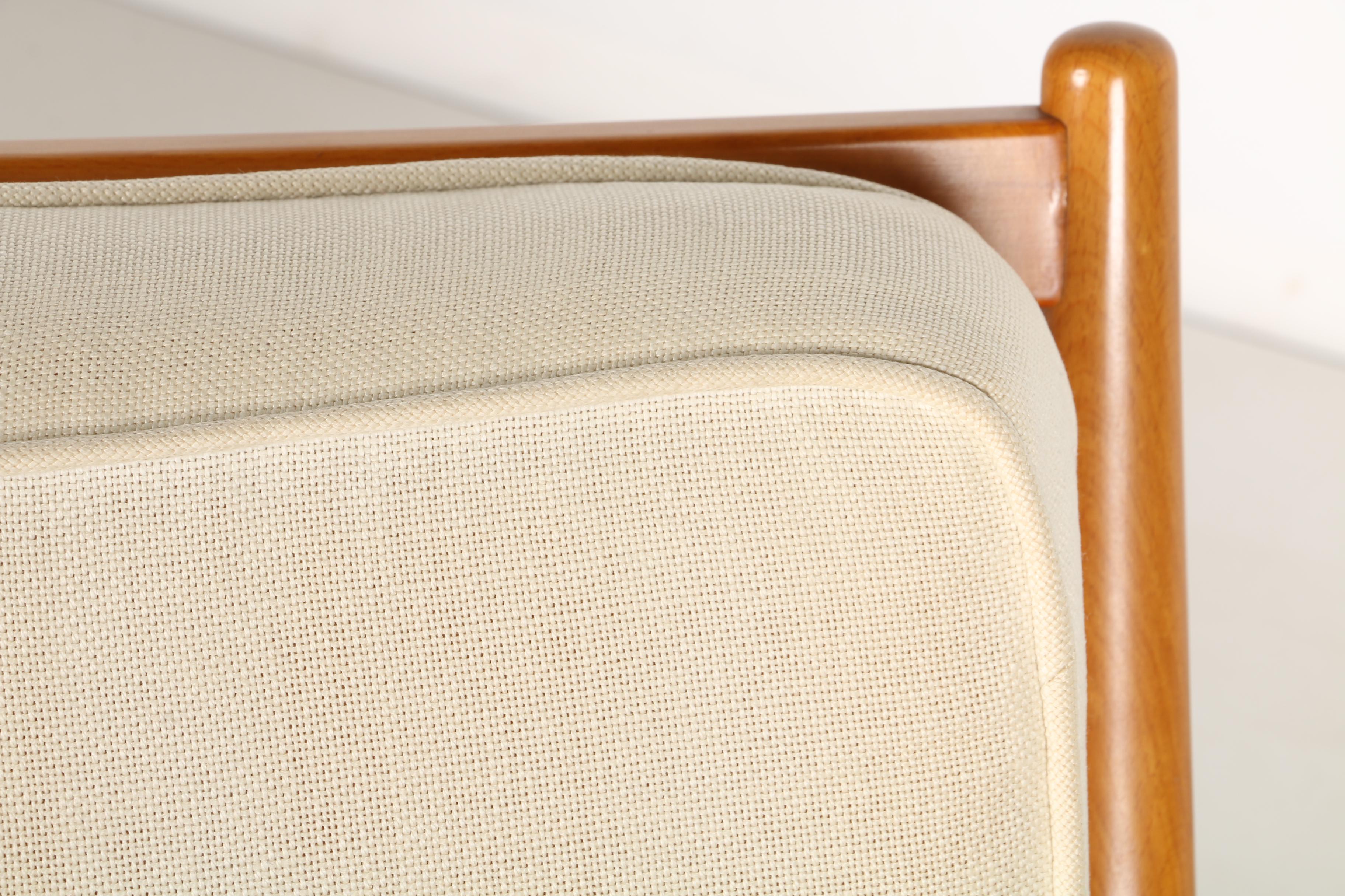 White Dux Modern Chair with Matching Ottoman