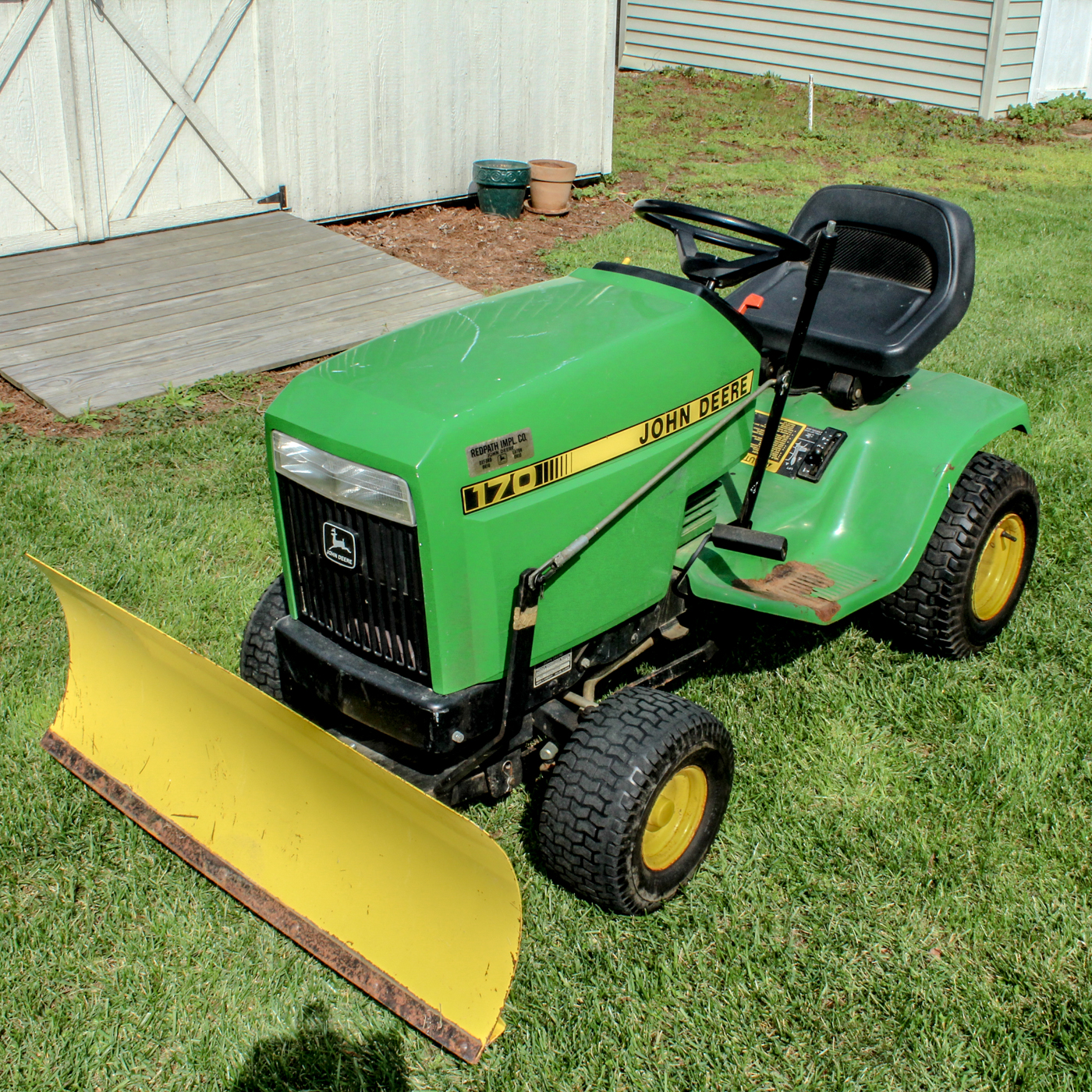 John deere 170 discount riding lawn mower