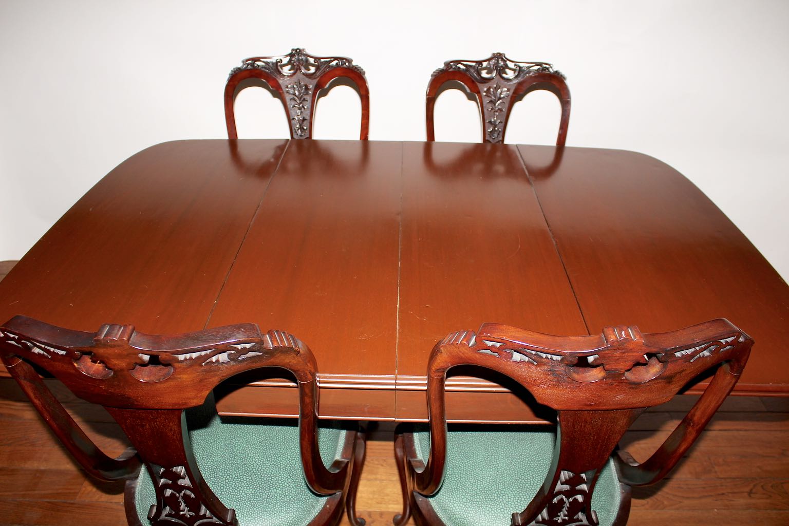 Duncan Phyfe Mahogany Drop Leaf Expanding Dining Table