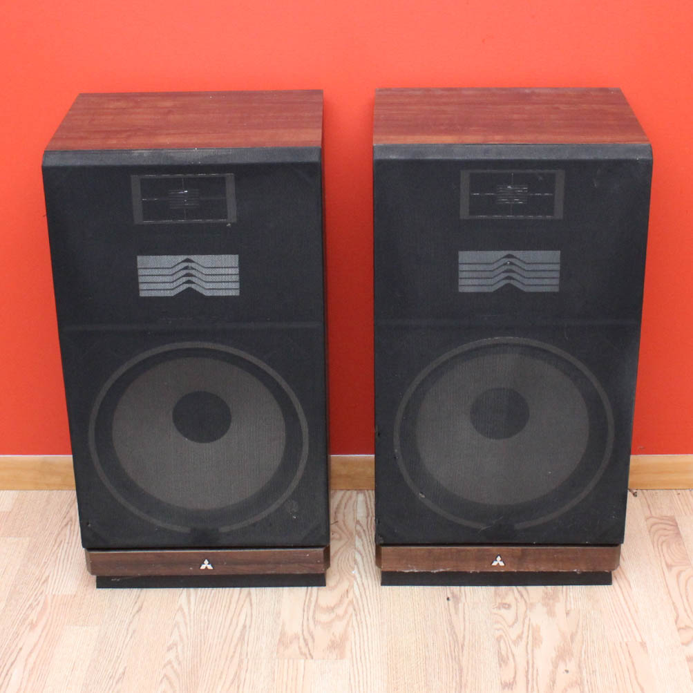 Mitsubishi SS-152 Speakers