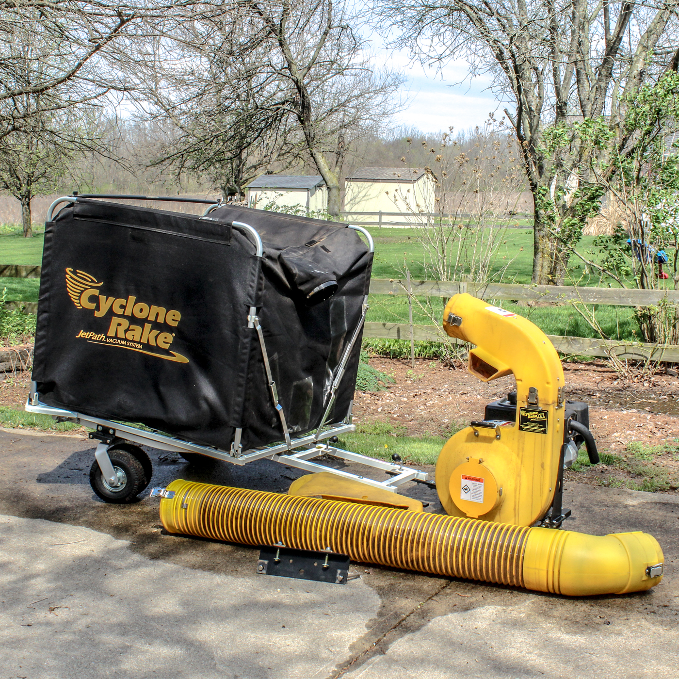 Cyclone Rake Jet Path Yard Vacuum System