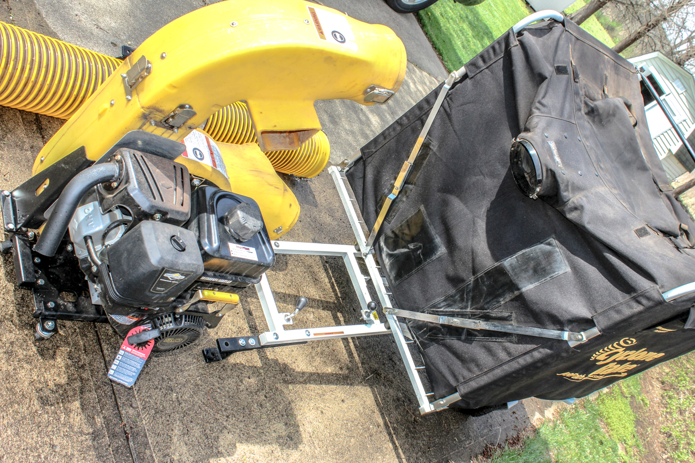 Cyclone Rake Jet Path Yard Vacuum System