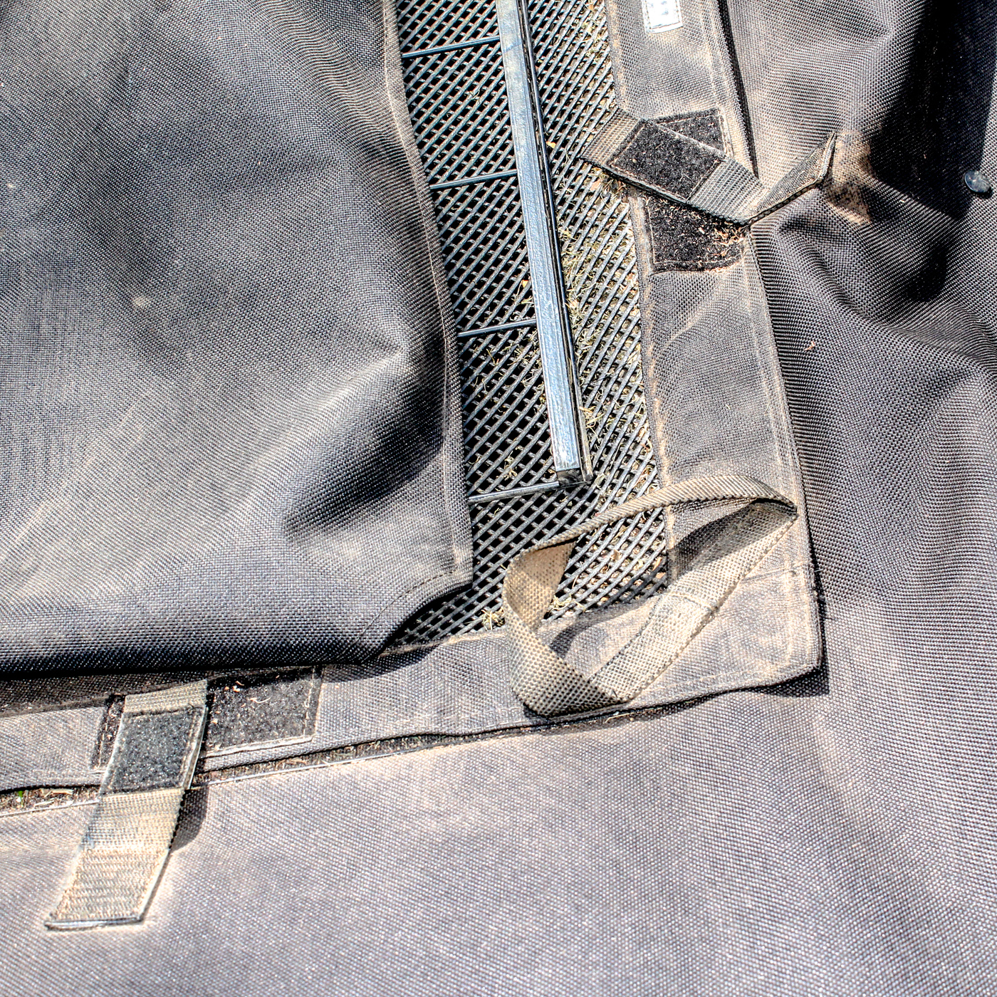 Cyclone Rake Jet Path Yard Vacuum System