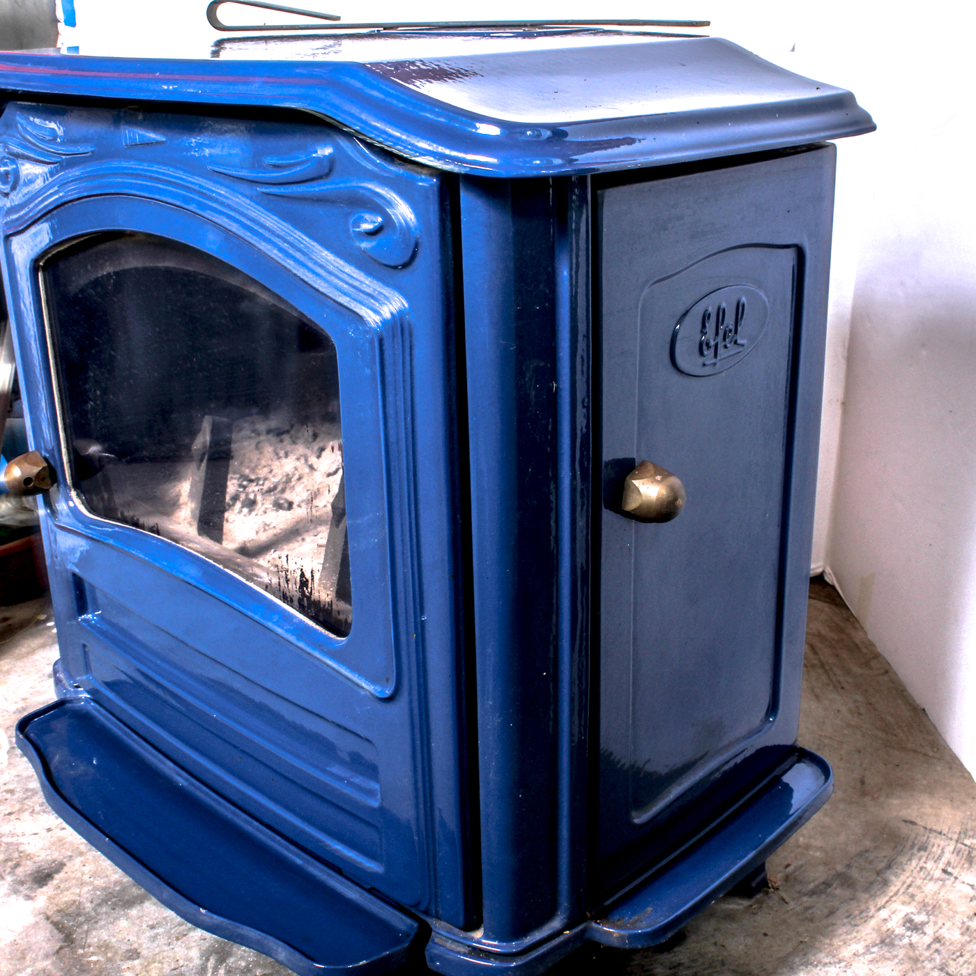 Efel "Symphony" Cast Iron and Enamel Wood Burning Stove
