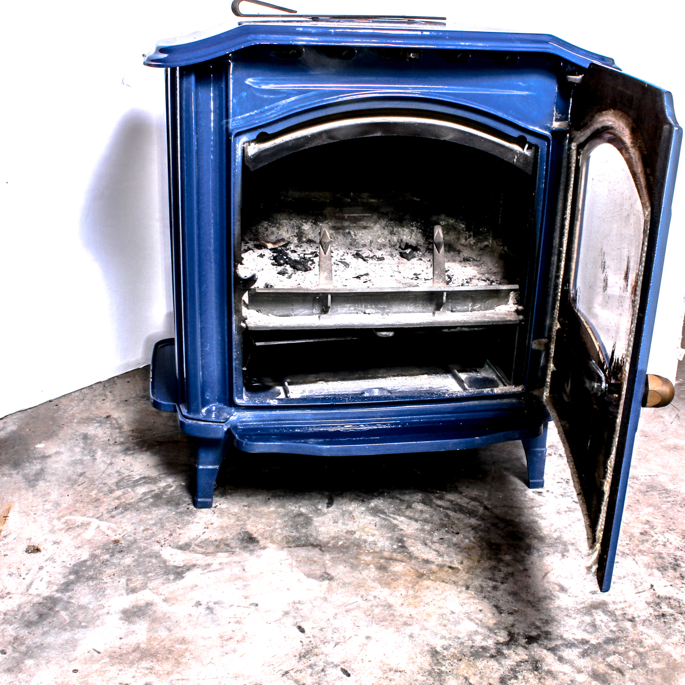 Efel "Symphony" Cast Iron and Enamel Wood Burning Stove