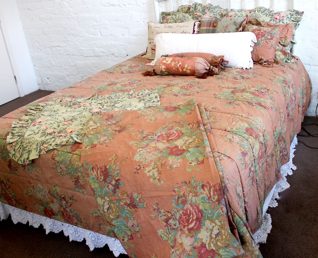 Coordinating Queen Size Ralph Lauren Bed Linens