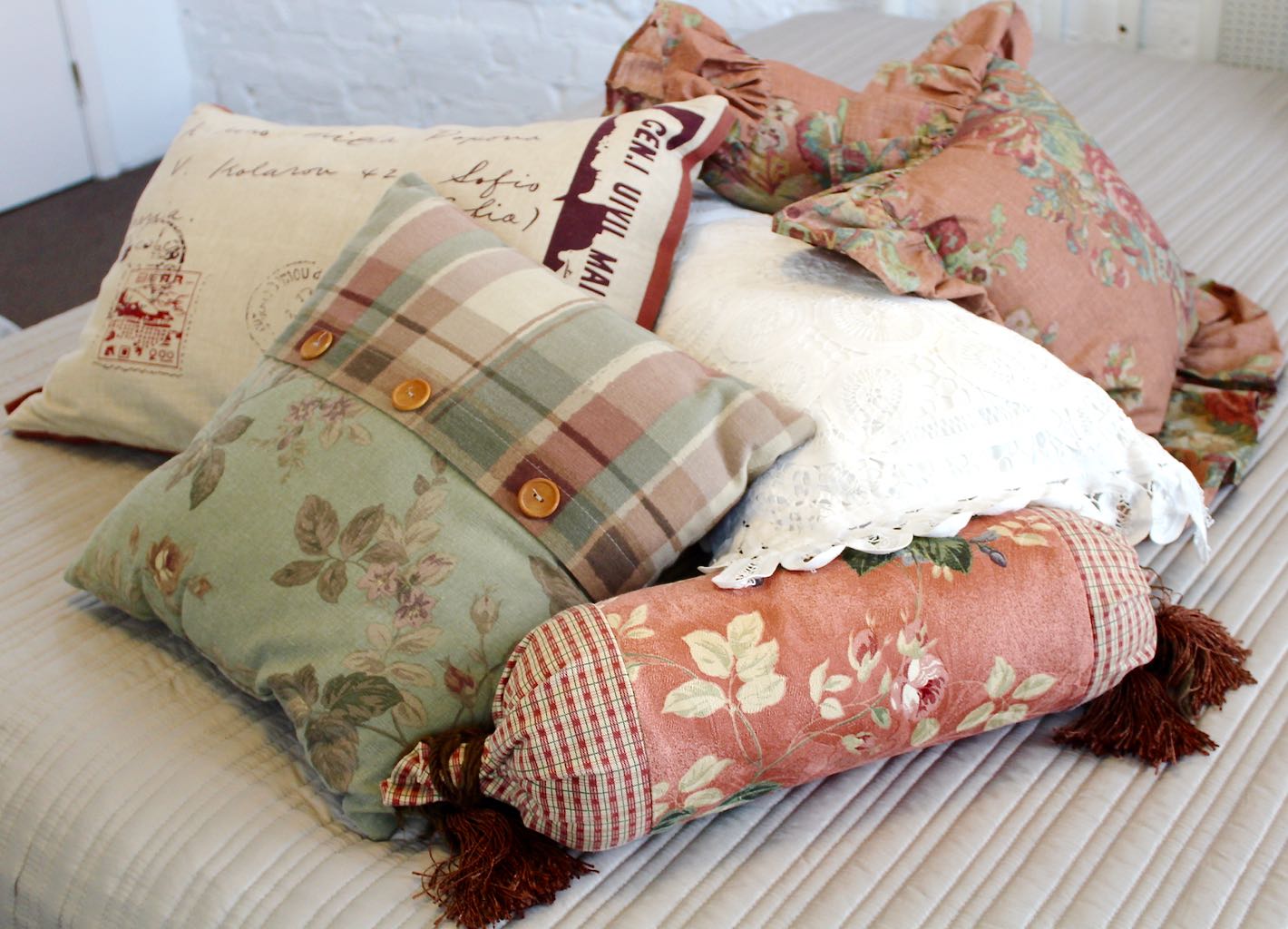 Coordinating Queen Size Ralph Lauren Bed Linens