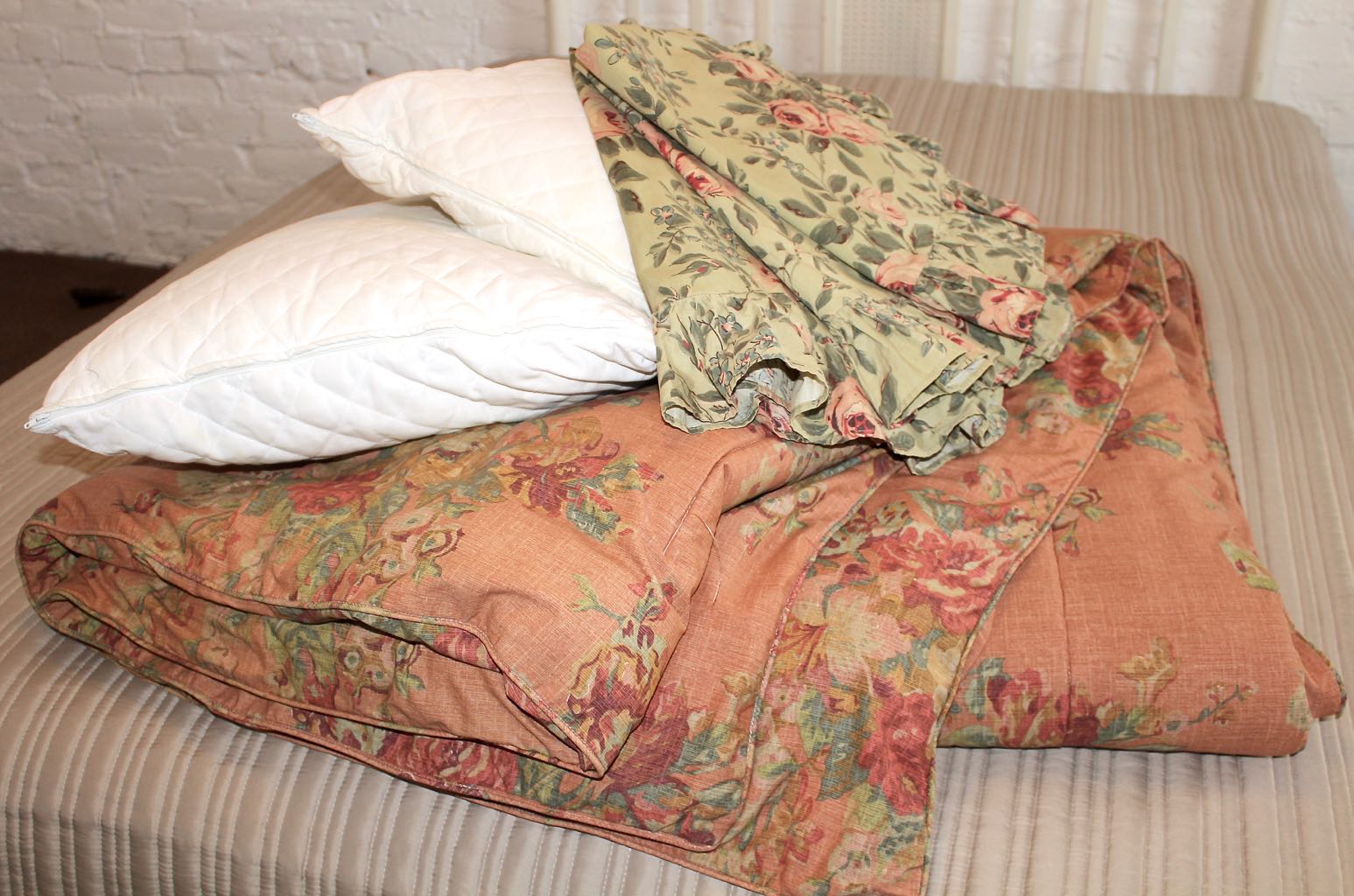 Coordinating Queen Size Ralph Lauren Bed Linens