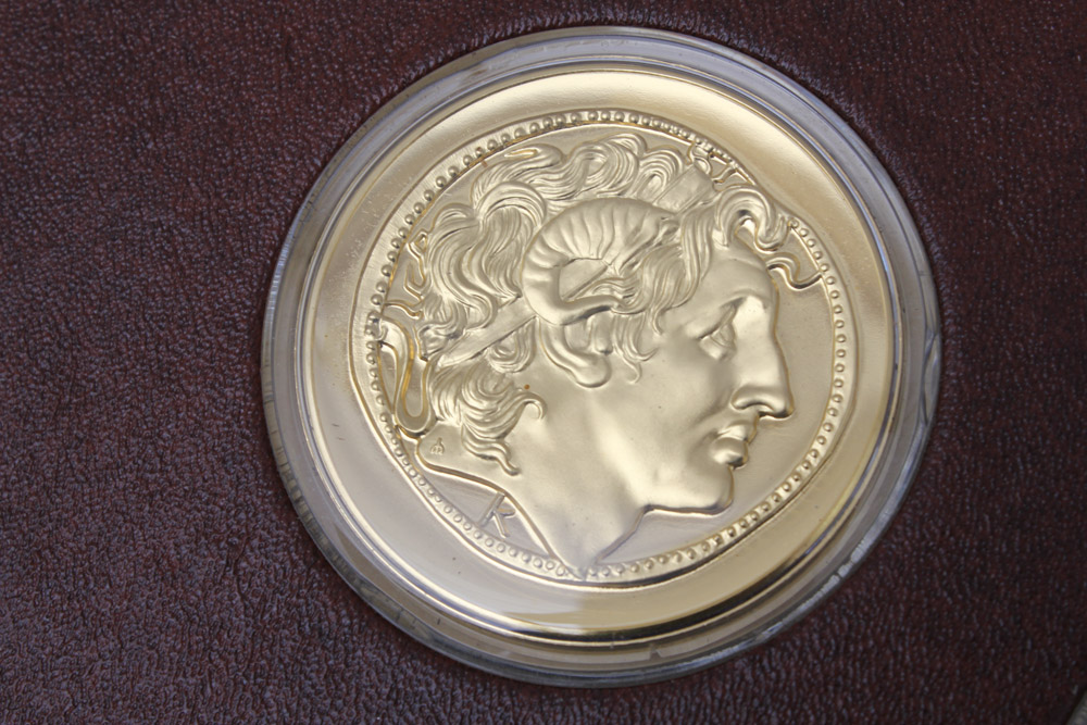 "The Art Treasures of Ancient Greece" 24K Gold and Bronze Art Medal Set Published by the Franklin Mint