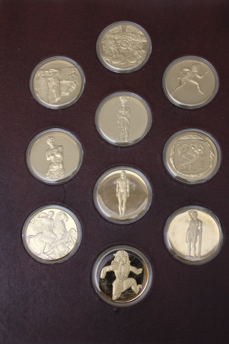"The Art Treasures of Ancient Greece" 24K Gold and Bronze Art Medal Set Published by the Franklin Mint