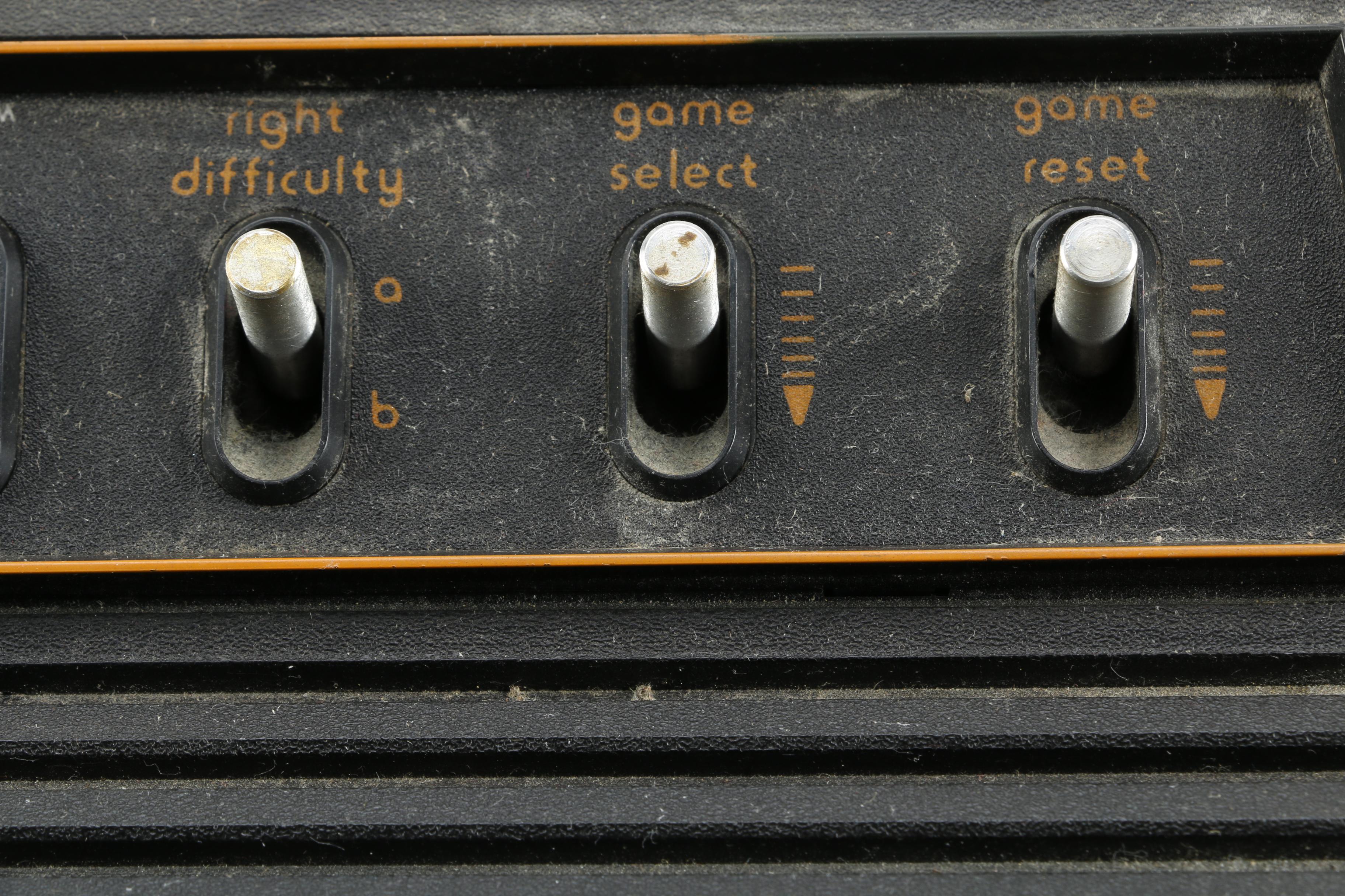 Atari 2600 Console, Games and Accessories