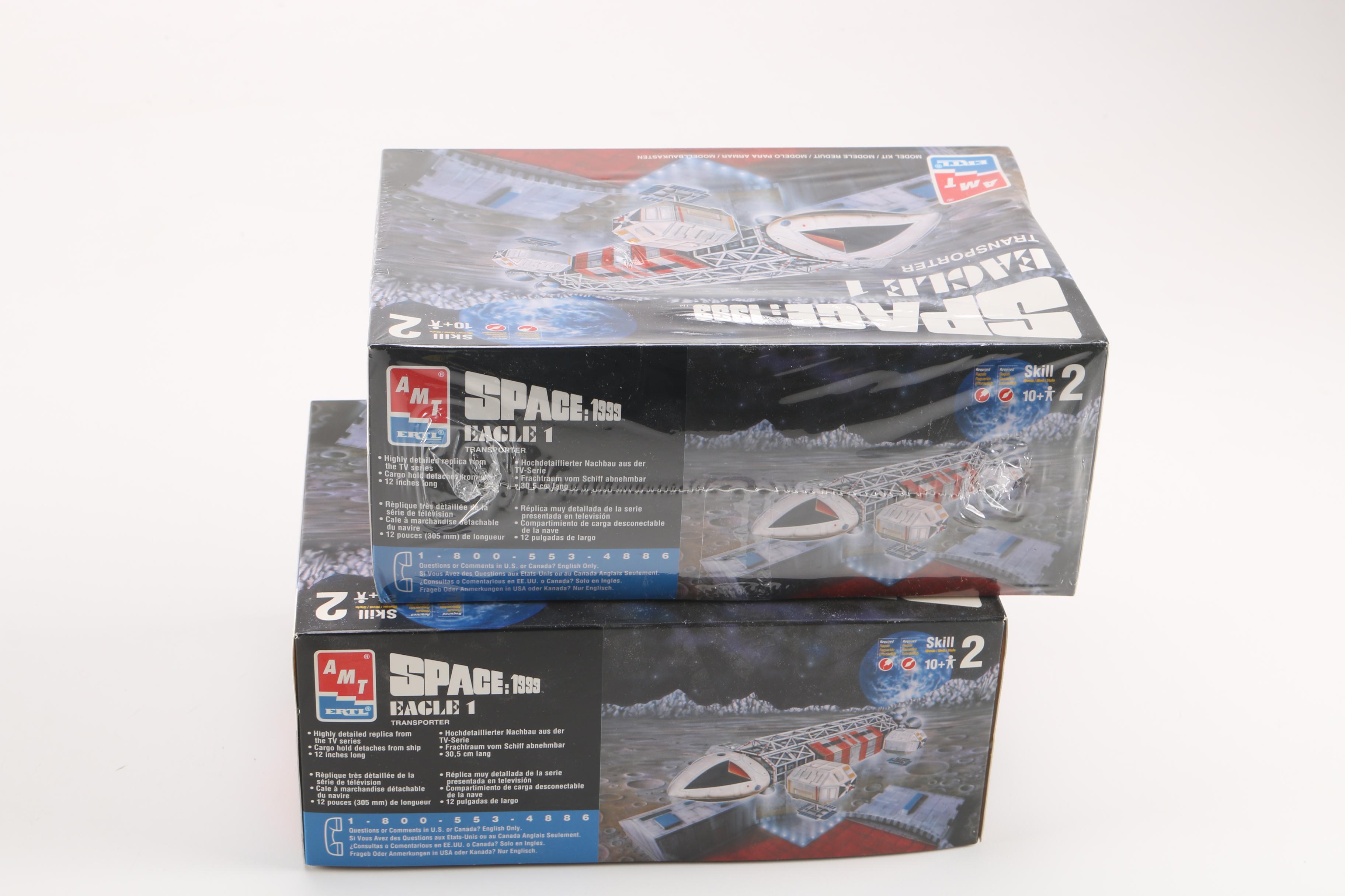 TV Sci-Fi Classics Vinyl Model Assembly Kits From Space: 1999 and seaQuest