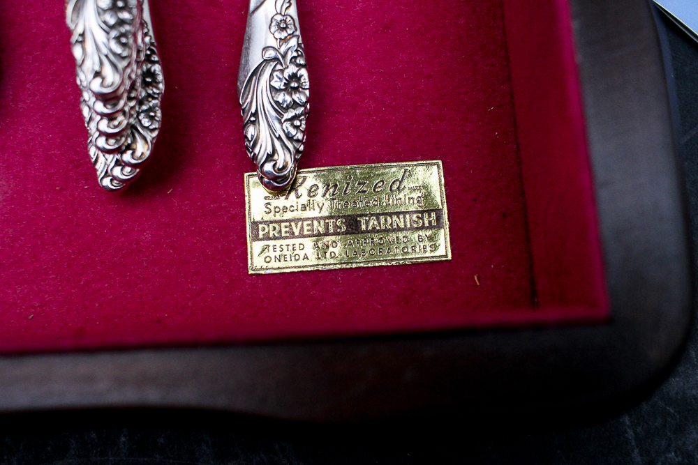 Community "White Orchid" Silver Plated Flatware Set Community