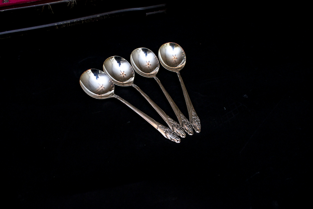 Community "White Orchid" Silver Plated Flatware Set Community