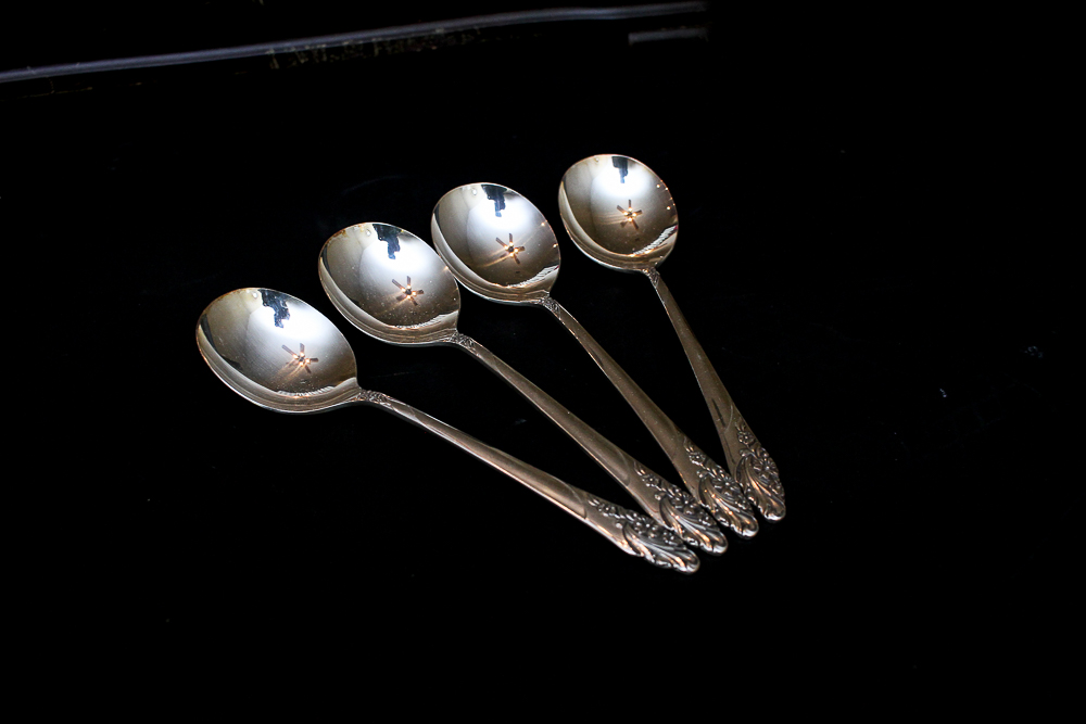 Community "White Orchid" Silver Plated Flatware Set Community