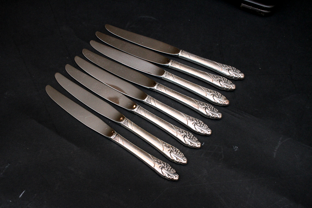 Community "White Orchid" Silver Plated Flatware Set Community