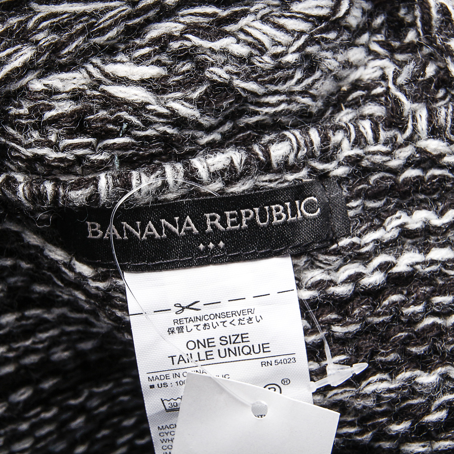 Group of Fashion Scarves